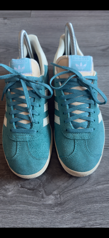 Adidas Gazelle Trainers – Teal Suede, White Stripes