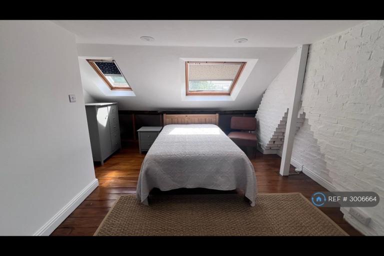 1 bedroom in Thoday St, Cambridge, CB1 (#3006664)