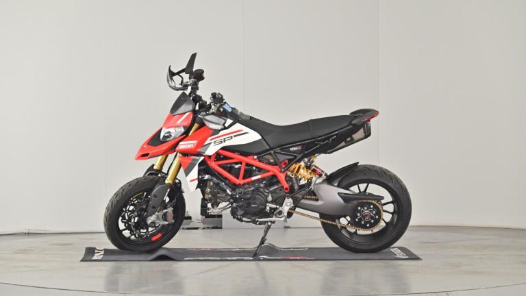 2021 Ducati HYPERMOTARD Hypermotard 950 SP Naked PETROL Manual
