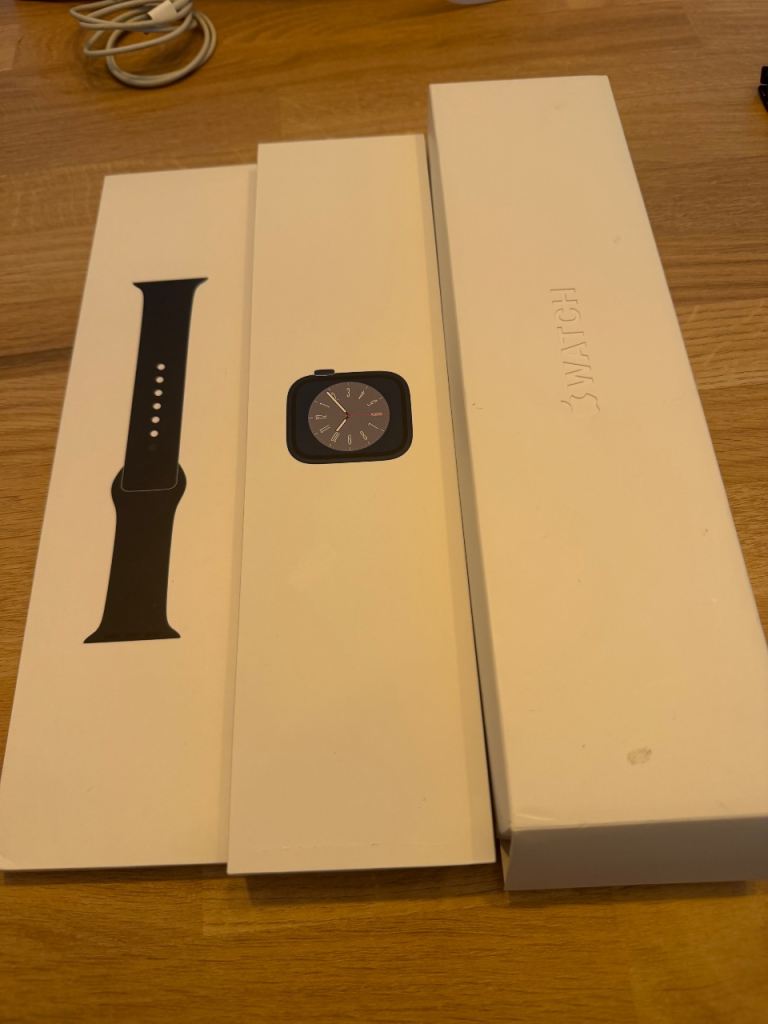 Apple Watch Series 8, midnight aluminium 41mm/45mm