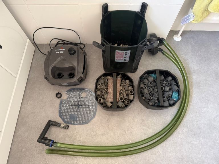 Aquamanta efx 300 external aquarium filter + media and pipes 