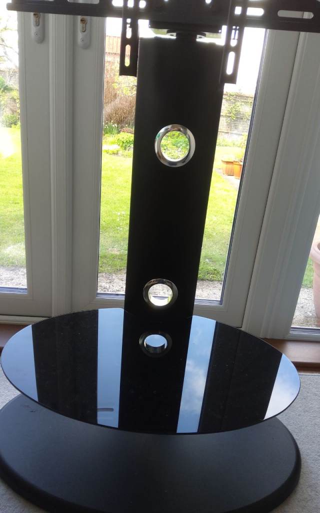 ALPHASON TV STAND WITH BRACKET