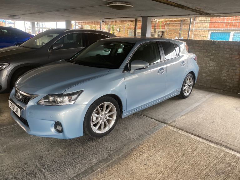Lexus  CT 200 Hatchback, 2012 Automatic 1.8 hybrid 5 doors 