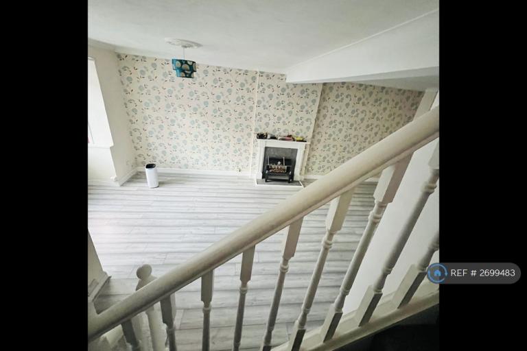 3 bedroom house in Seaforth Avenue, Southend-On-Sea, SS2 (3 bed) (#2699483)