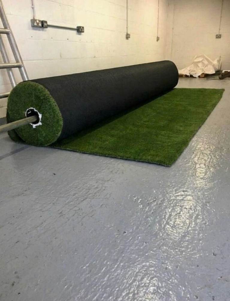 Pet and budget range cheap friendly | 30mm artificial rolls grass