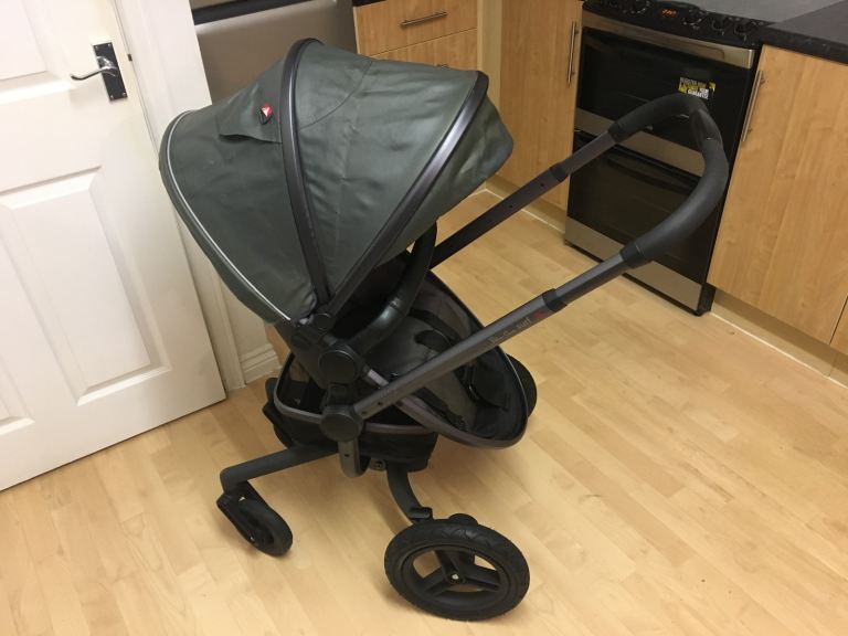 Silvercross Surf Elevation pram and accessories