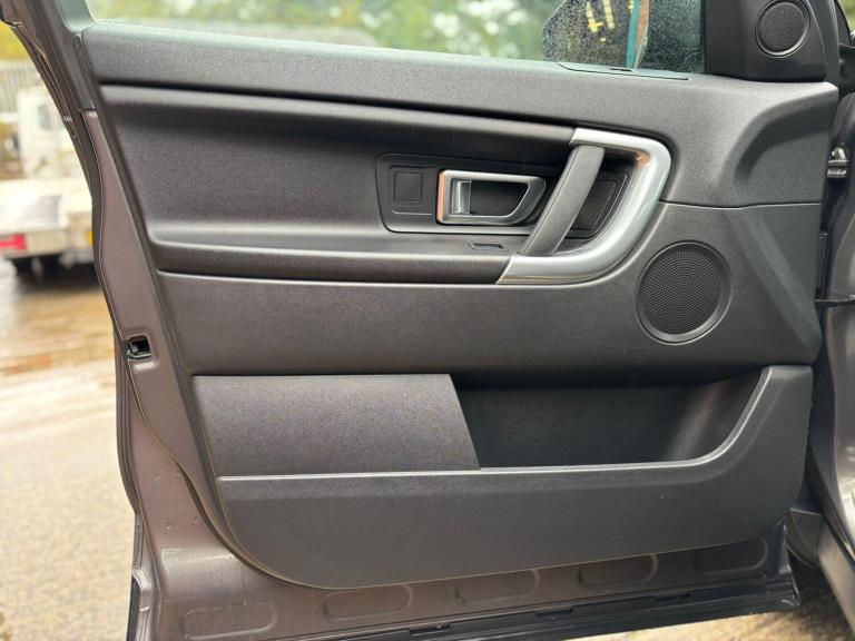 2016 Land Rover Discovery Sport 2.0 TD4 180 SE Tech 5dr Auto ESTATE DIESEL Automatic