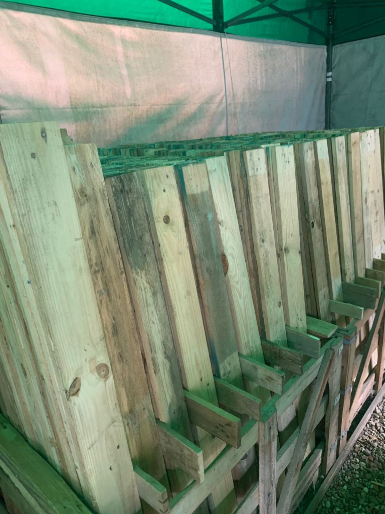 1m - 1.3m reclaimed pallet wood planks