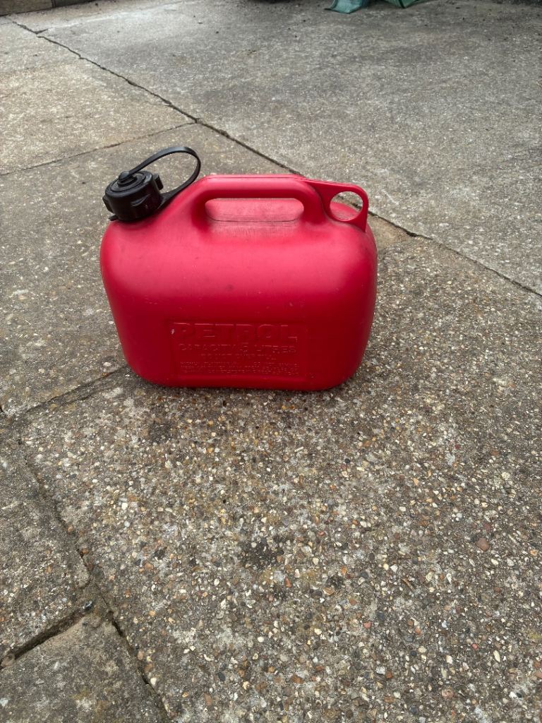 Plastic 5 litre can 