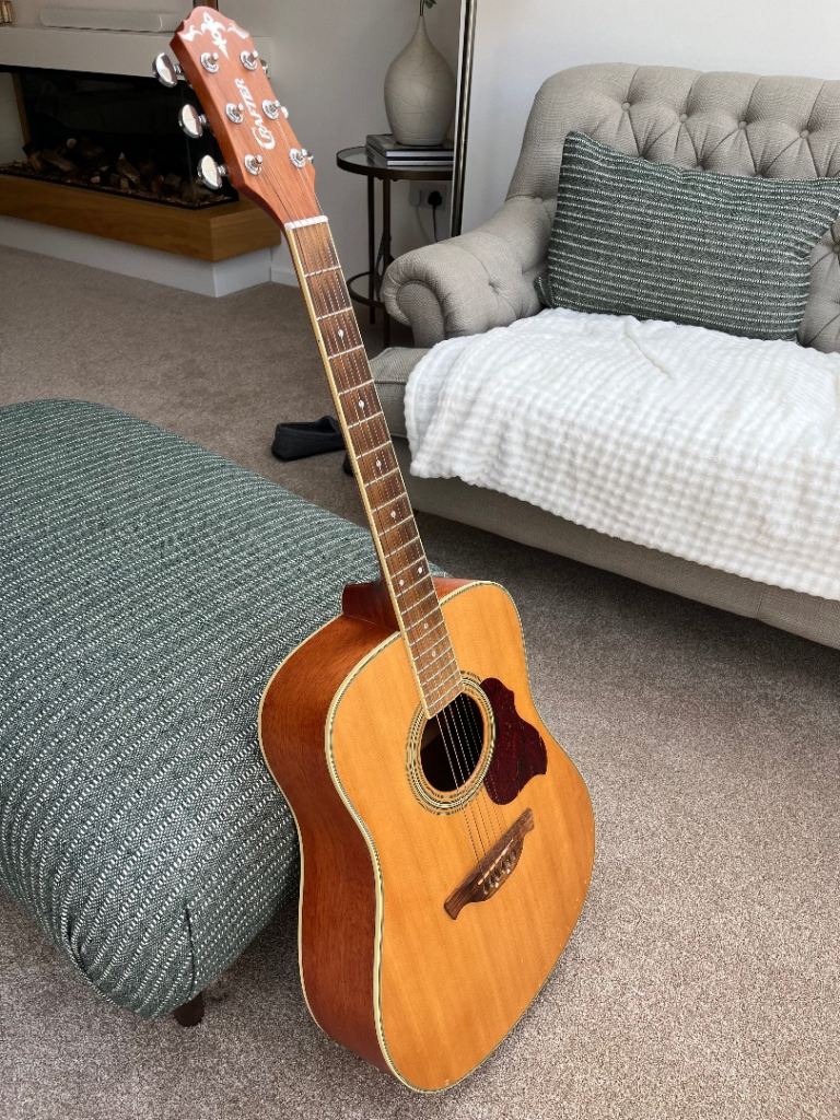 Crafter Acoustic Guitar – Good Condition