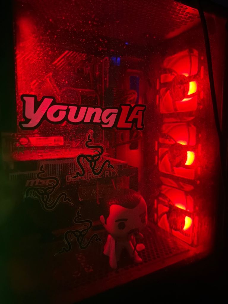 Gaming pc for sale used for only a year 