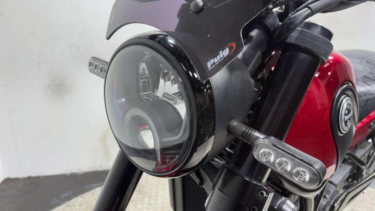 Benelli Leoncino 2019 15K MOT A2 READY 500CC NAKED BIKE WARRANTY