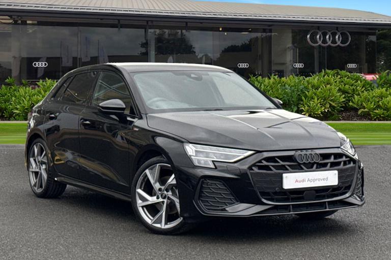 2025 Audi A3 Black Edition 35 TFSI  150 PS S tronic Hatchback PETROL Automatic