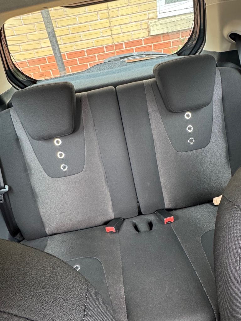  2015 Ford Ka, Black. Great little car, reliable and cheap to run