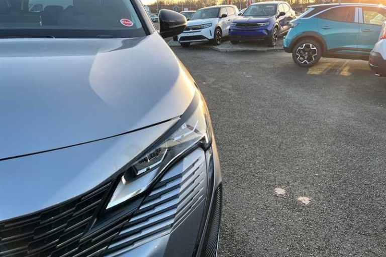 2022 Peugeot 5008 1.5 BlueHDi Allure Premium+ 5dr HATCHBACK DIESEL Manual