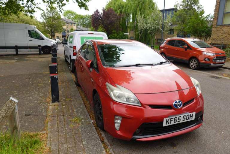Toyota, PRIUS HYBRID, 2015, 1797 (cc)
