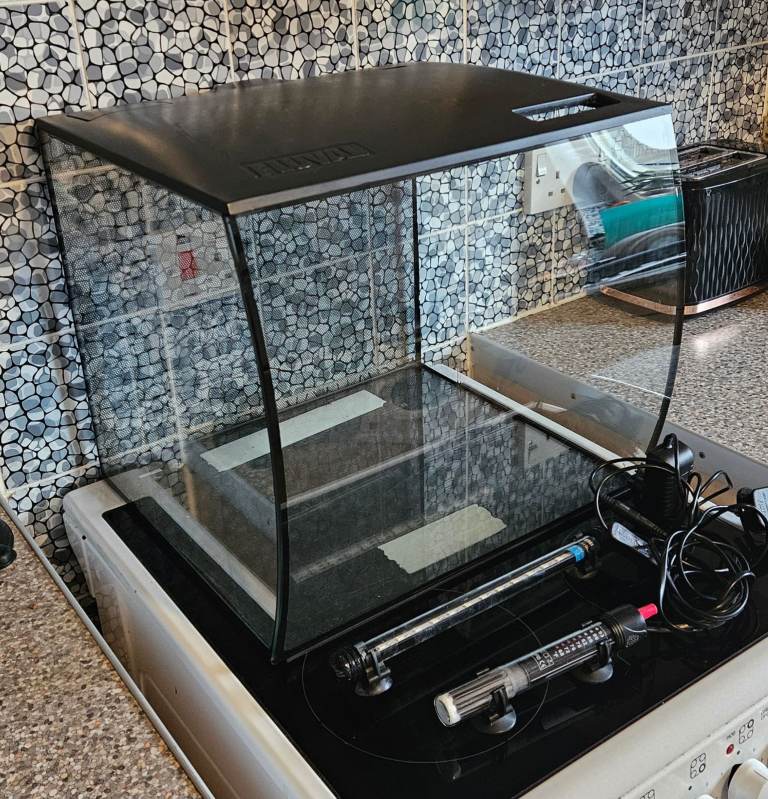 Fluval Flex 2.0 57l aquarium/fish tank!