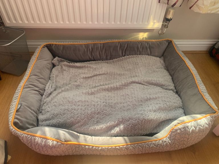 Cozee Paws dog bed