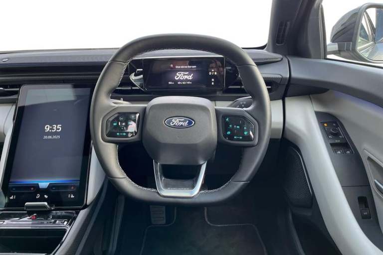 2025 Ford Explorer Extended Range 79kWh Premium SUV 5dr Electric Auto AWD (340 ps) Automatic SUV ...