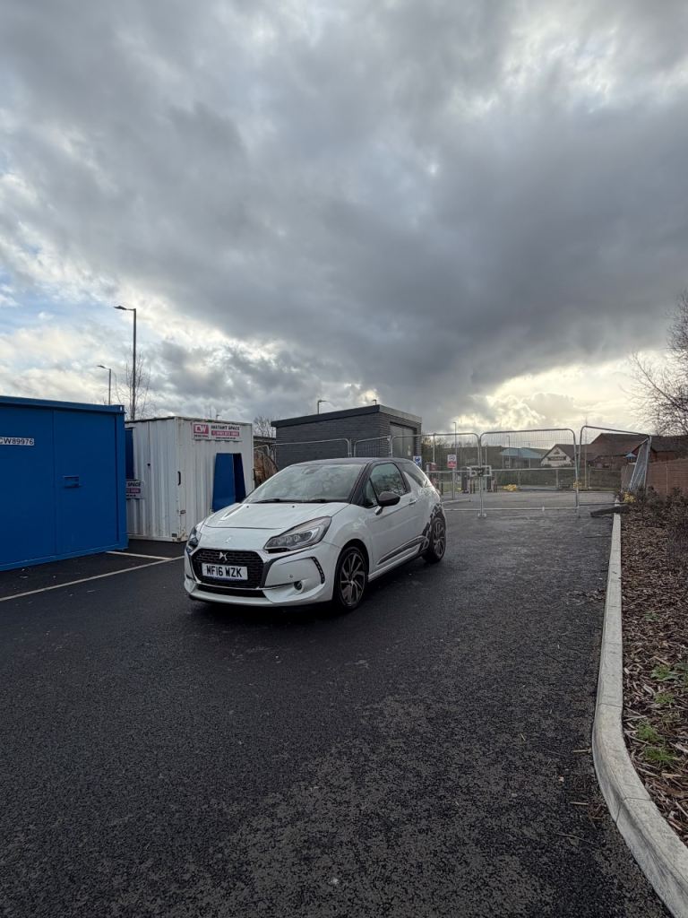 DS, DS 3, Hatchback, 2016, Manual, 1560 (cc), 3 doors