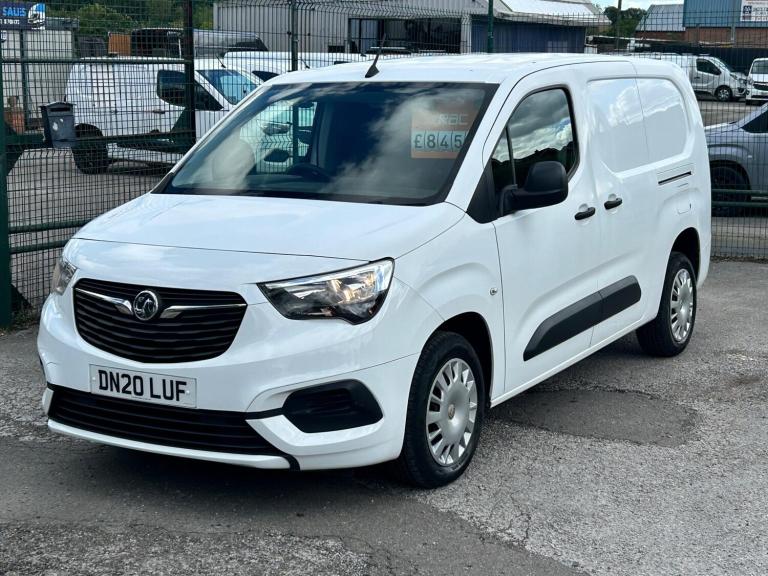 2020 Vauxhall Combo 1.5 Turbo D 2300 Sportive L2 H1 Euro 6 (s/s) 4dr PANEL VAN Diesel Manual