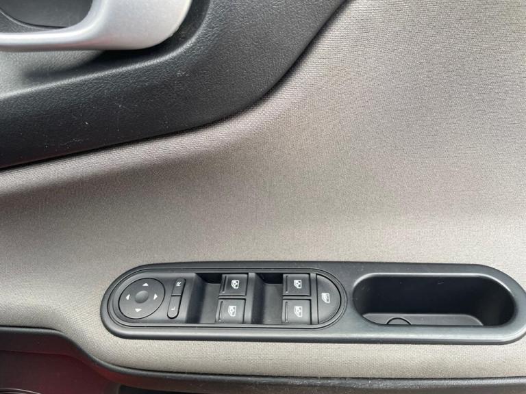 2014 MG MG3 1.5 VTi-TECH 3Style 5dr HATCHBACK PETROL Manual