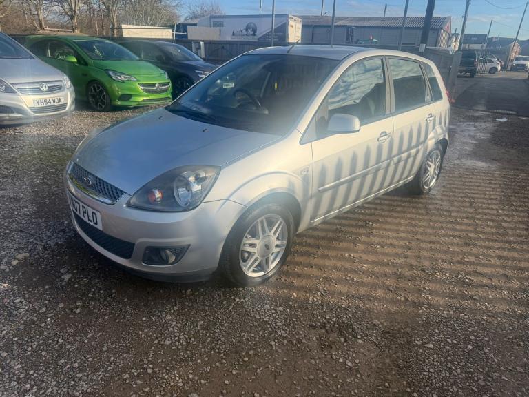 2007 Ford Fiesta 1.4 Ghia 5dr HATCHBACK PETROL Manual