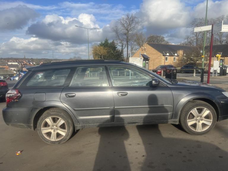 SUBARU OUTBACK 2.0 D RE 2009