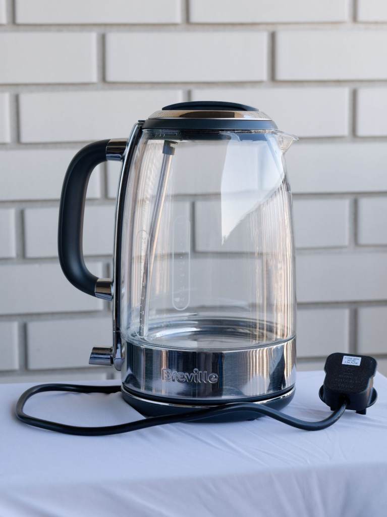 Breville Crystal Clear Glass Kettle- 3000W – Good Condition- Boxed