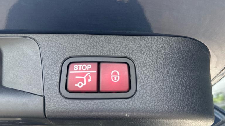 2021 Mercedes-Benz GLB 1.3 GLB200 AMG Line (Premium 2) SUV 5dr Petrol 7G-DCT Euro 6 (s/s) (163 ps...