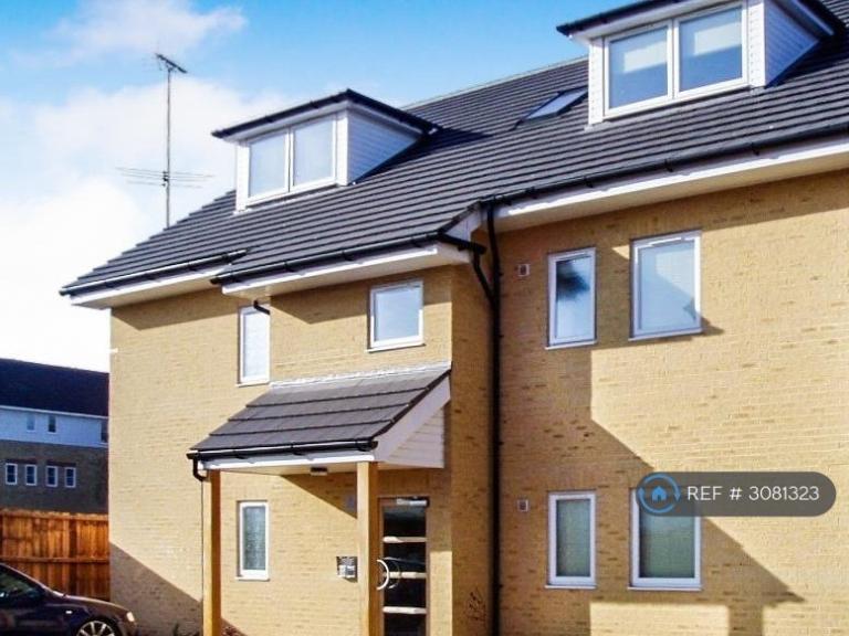2 bedroom flat in Linden Court, Benfleet, SS7 (2 bed) (#3081323)