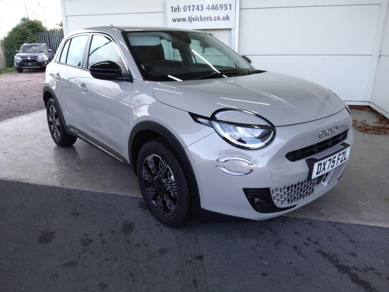 2025 Fiat 600 1.2 MHEV e-DCT Euro 6 (s/s) 5dr HATCHBACK Petrol/Electric Hybrid Automatic