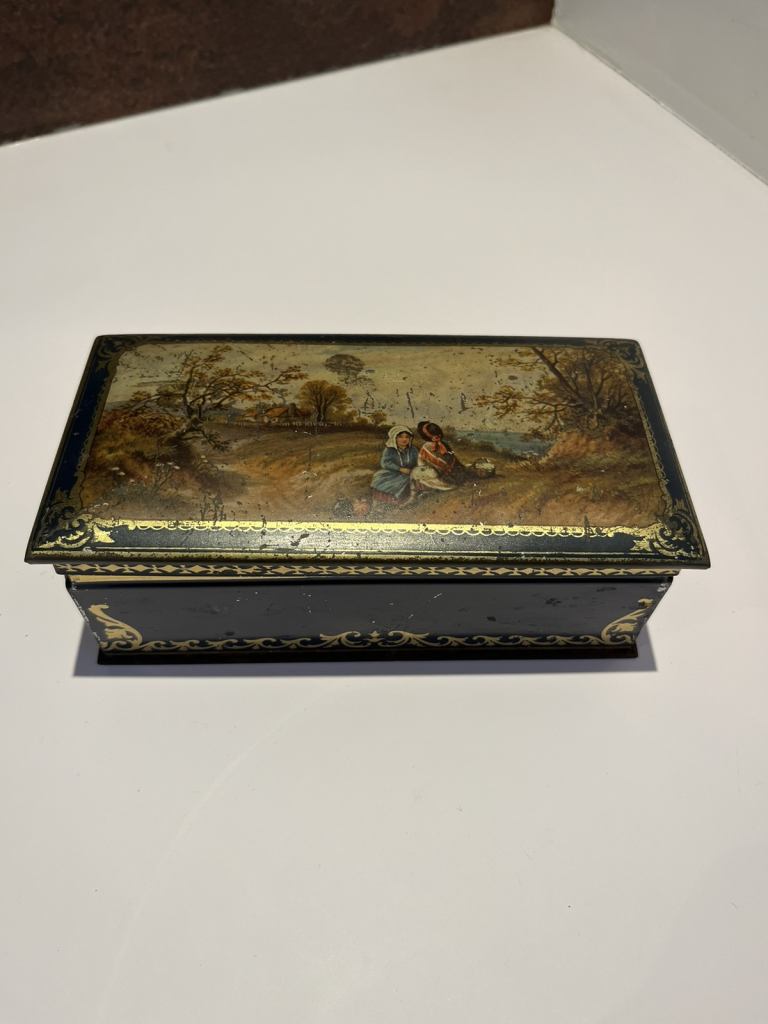 Mcvitie & price Edinburgh biscuit tin