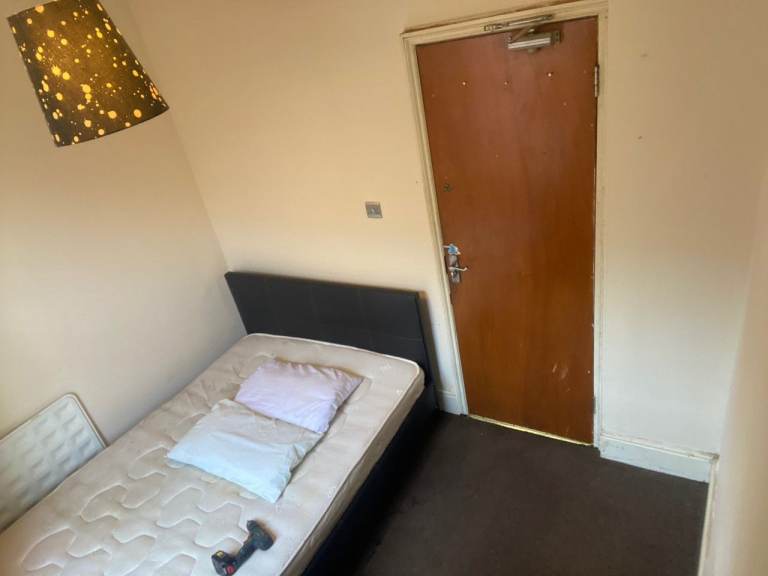 Double room available - Southampton