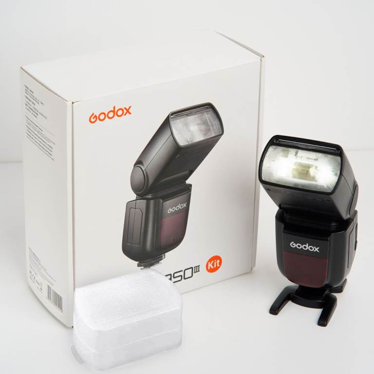 Godox V850III Latest Model Wireless Flash Speedlite for ALL Camera Systems - Sony Canon Nikon