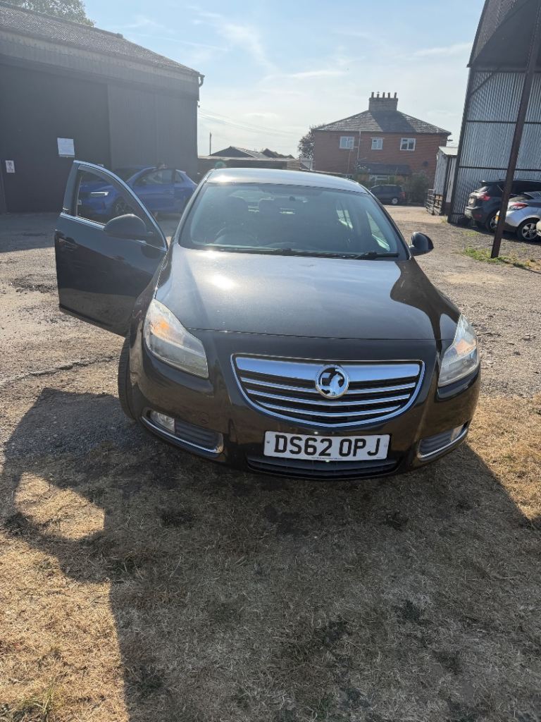 Vauxhall, INSIGNIA, Hatchback, 2013, Manual, 1956 (cc), 5 doors
