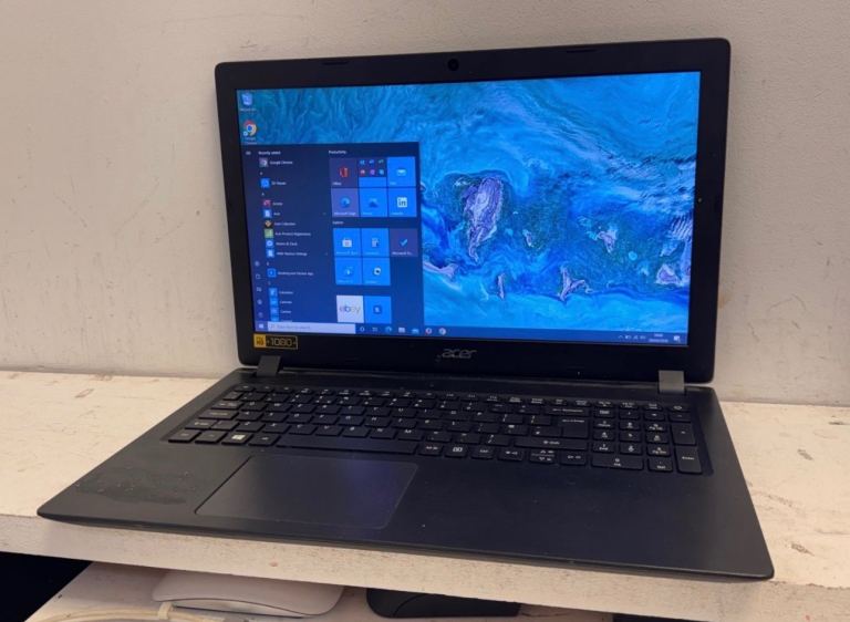 Acer 15” laptop A6 4GB Ram 1TB Hard drive   Windows 10 installed   Good working condition
