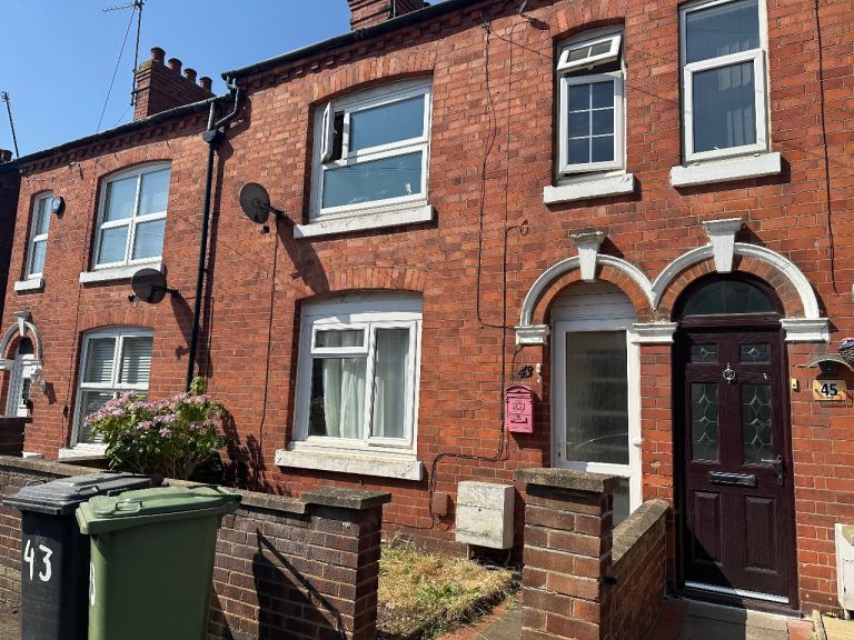 Two bedroom first floor flat 