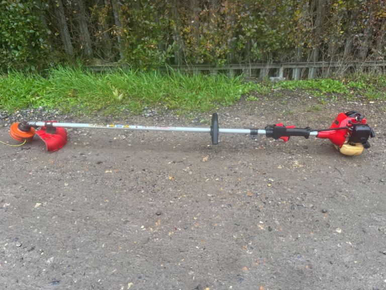 Zenoah Komatsu BC2300DL petrol strimmer good working order 