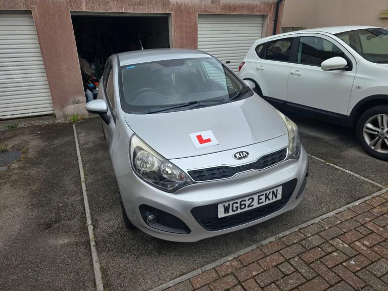 Kia, RIO, Hatchback, 2013, Other, 1396 (cc), 5 doors