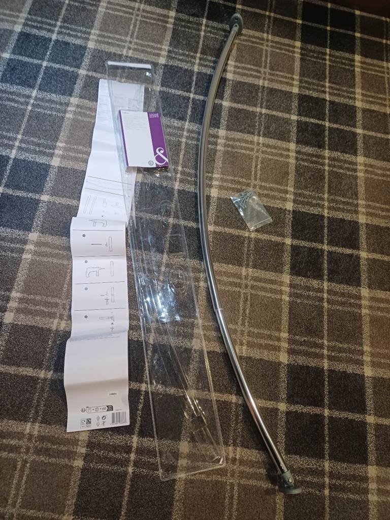 Cooke and lewis curved shower rail