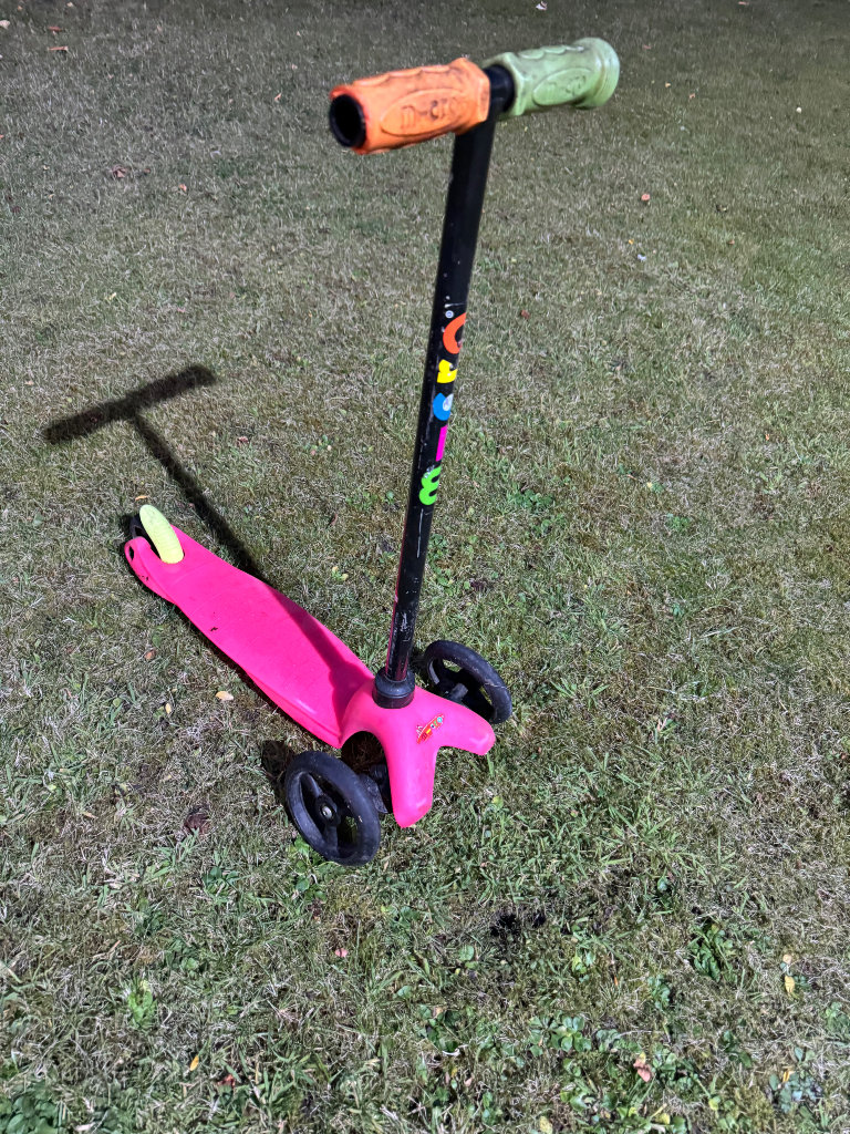 Micro Mini kids scooter (Pink) - small  size