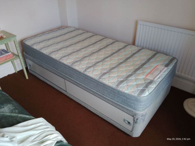 Silentnight Single Divan Bed VGC*