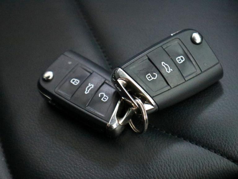 2021 Volkswagen Tiguan 1.5 TSI 150 R-Line 5dr DSG ESTATE PETROL Automatic