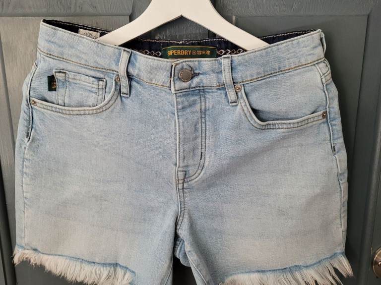 Superdry Light Blue 5 Pocket Denim Frayed Shorts Waist Size 29 New With Tags