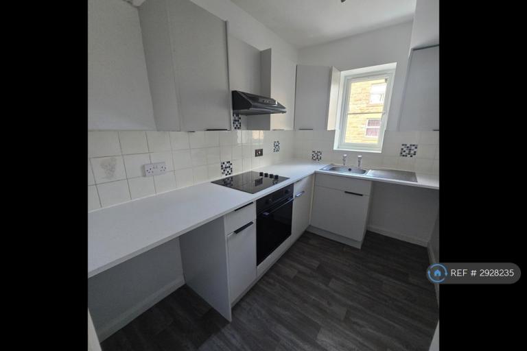 1 bedroom flat in Cold Bath Place, Harrogate, HG2 (1 bed) (#2928235)