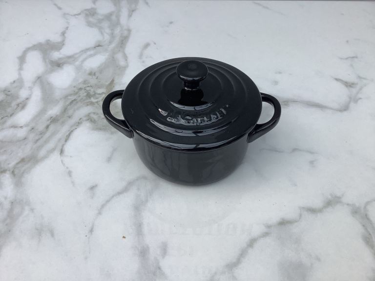 Le Creuset Mini Round Casserole Dish 0.25 litre - Black