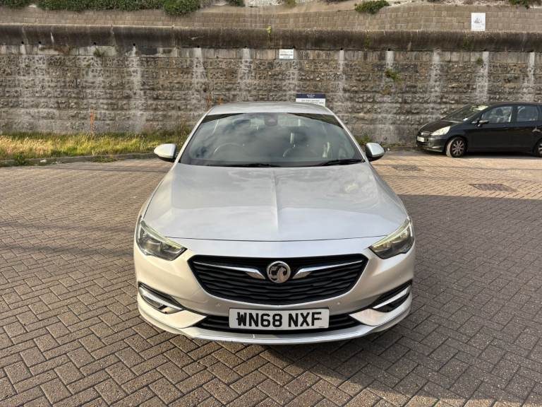 2019 Vauxhall Insignia SRi VX Line - Long MOT - Automatic - ULEZ Compliant - Apple Carplay
