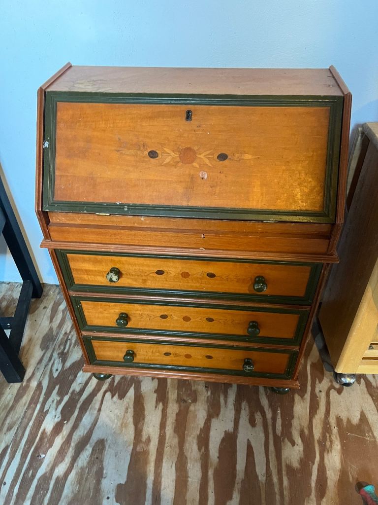 Wooden Desk 
