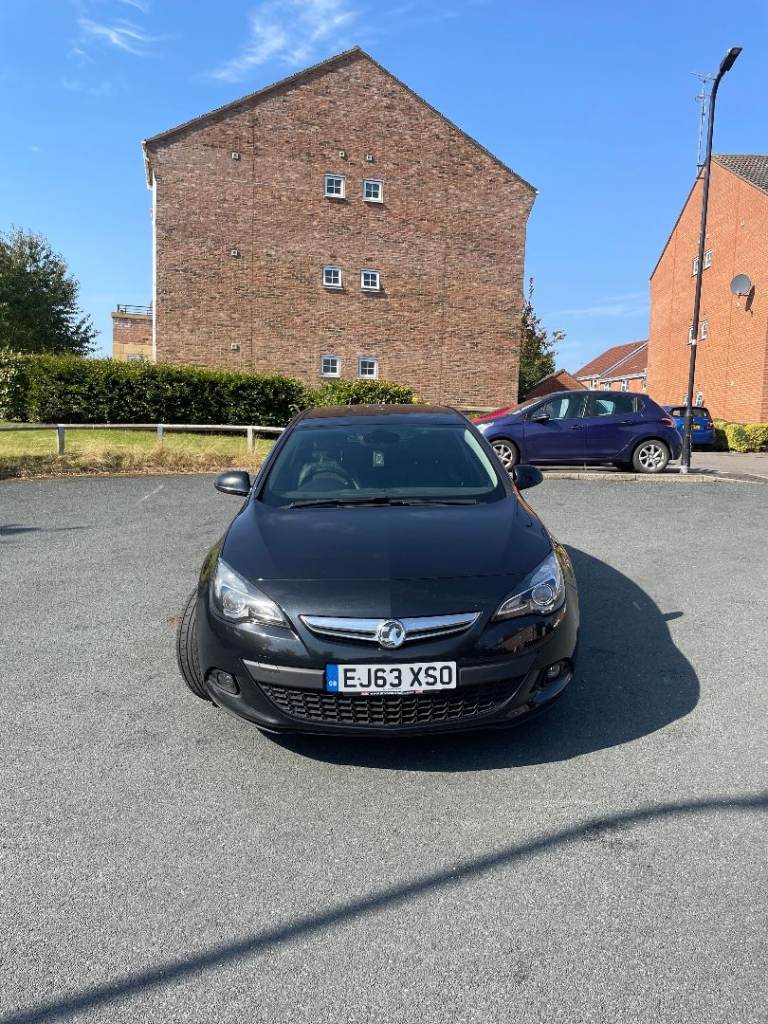 Vauxhall, ASTRA GTC, Hatchback, 2014, Manual, 1364 (cc), 3 doors